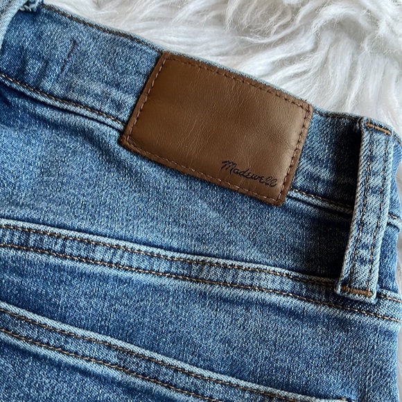 MADEWELL 9" Mid-Rise Skinny Crop Jeans: Button-Front TENCEL™ Denim Edition, 25 - Picture 6 of 10